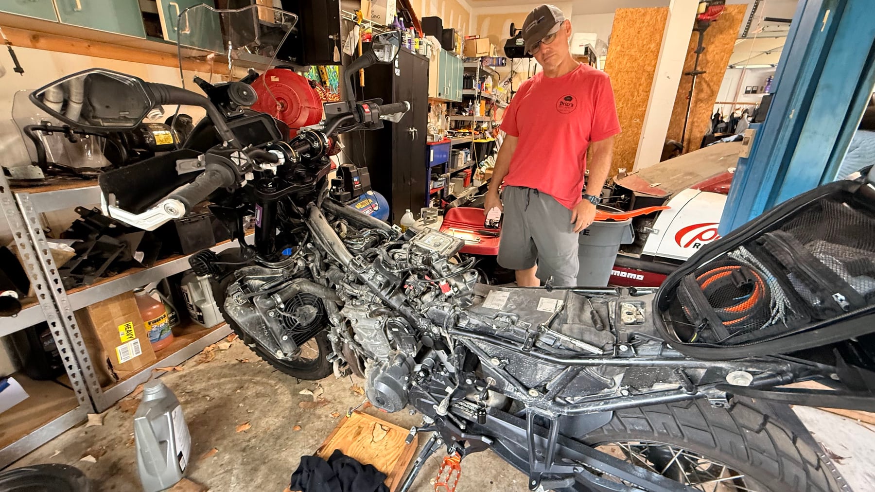 The adventure began in the garage: tools out, bodywork off, and every detail checked.